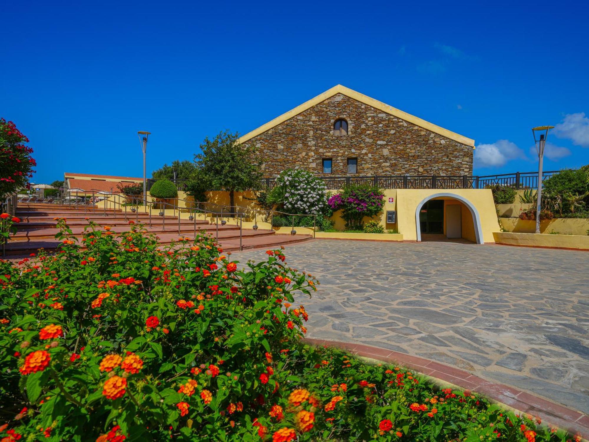 Le Tonnare Di Stintino - Beach Resort Εξωτερικό φωτογραφία
